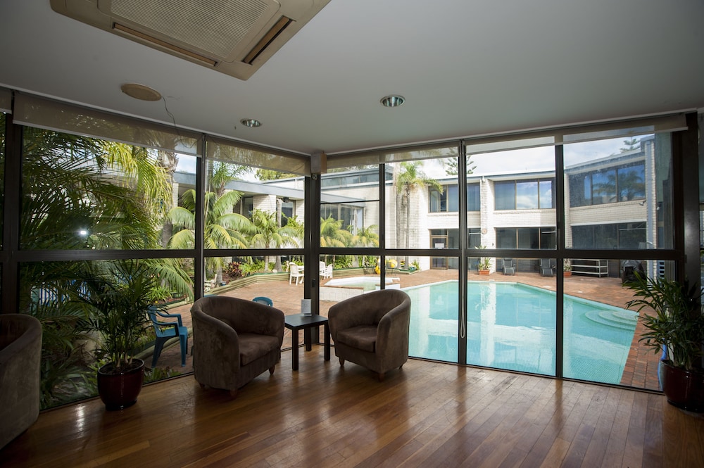 Palm Court Motor Inn 31/40