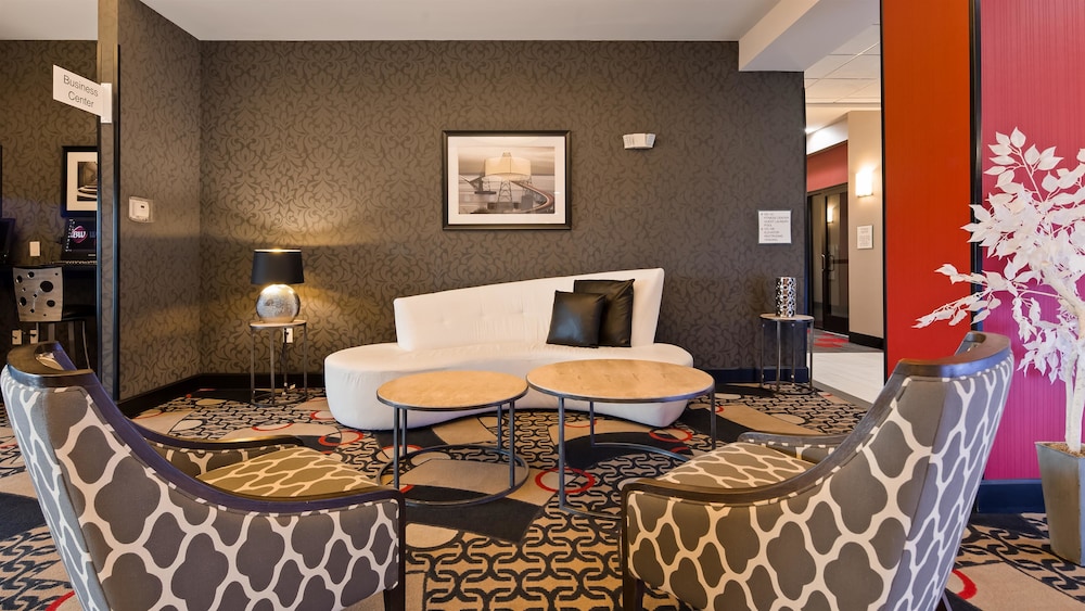 Best Western Plus Laredo Inn and Suites 35/37