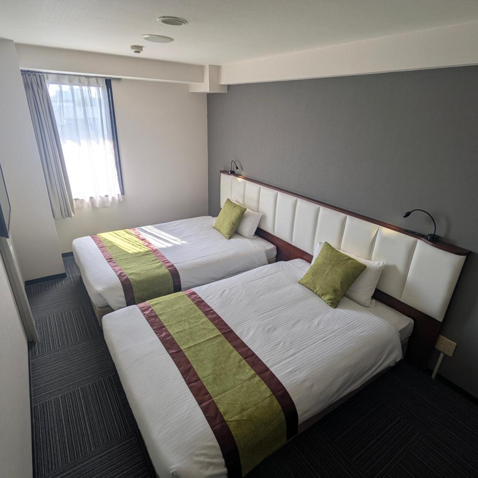 Budget, Twin Beds