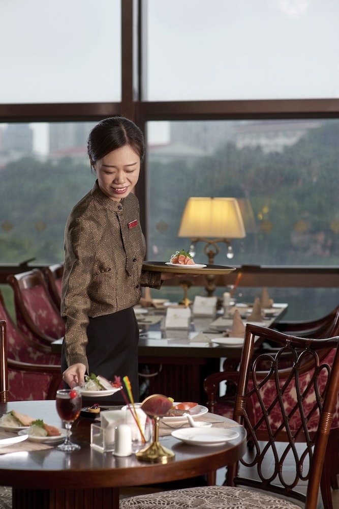 Yinxin Century Hotel 18/25