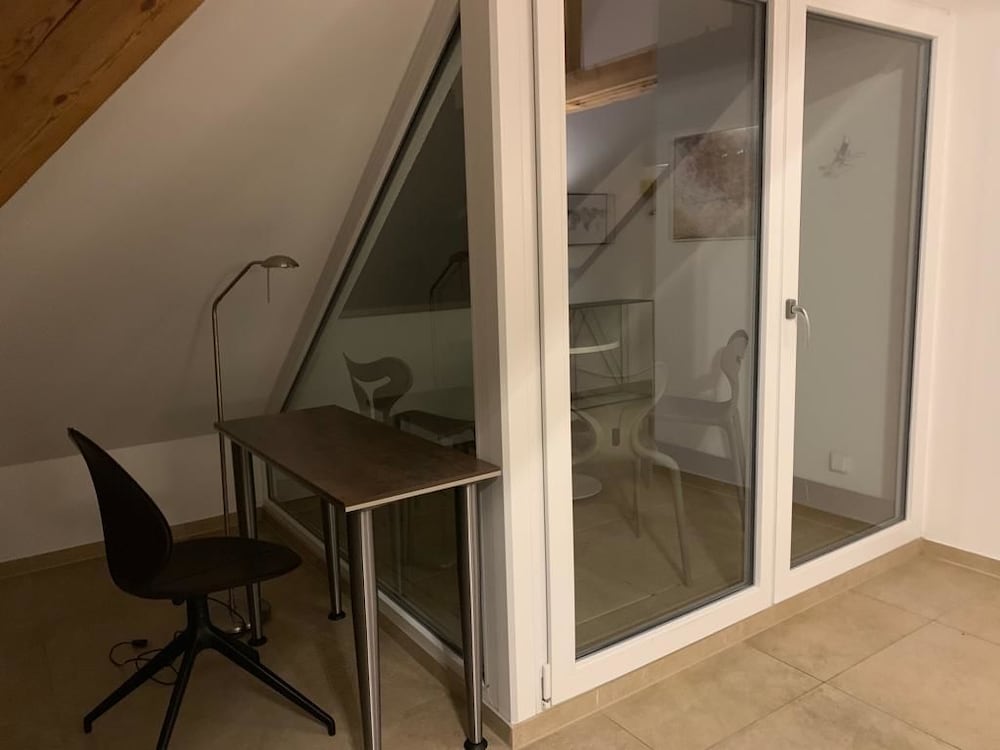 Zurich Furnished Homes 8/50
