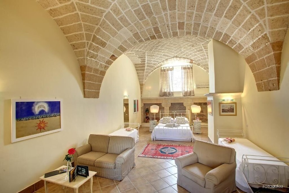 Tenuta Monacelli Masseria Giampaolo 58/80
