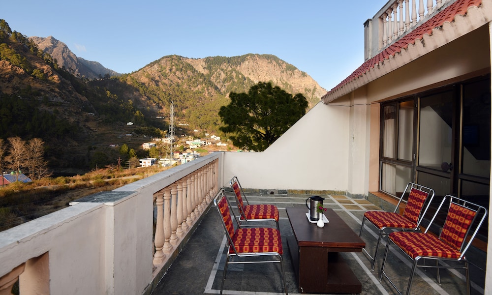 Dynasty Resort, Khurpatal 6/51