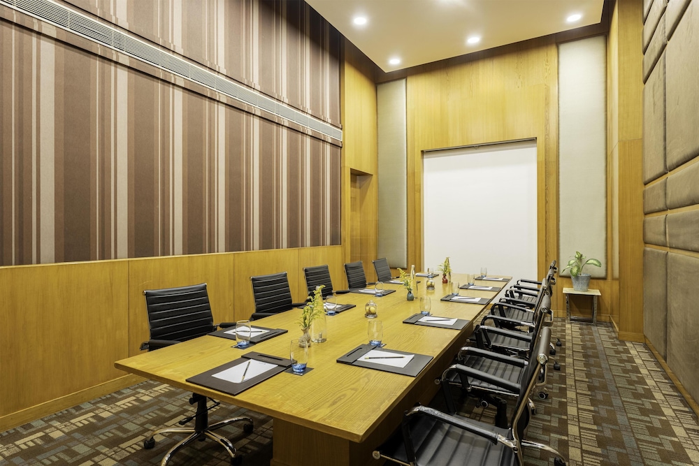 Radisson Blu Hotel Pune Kharadi 66/77