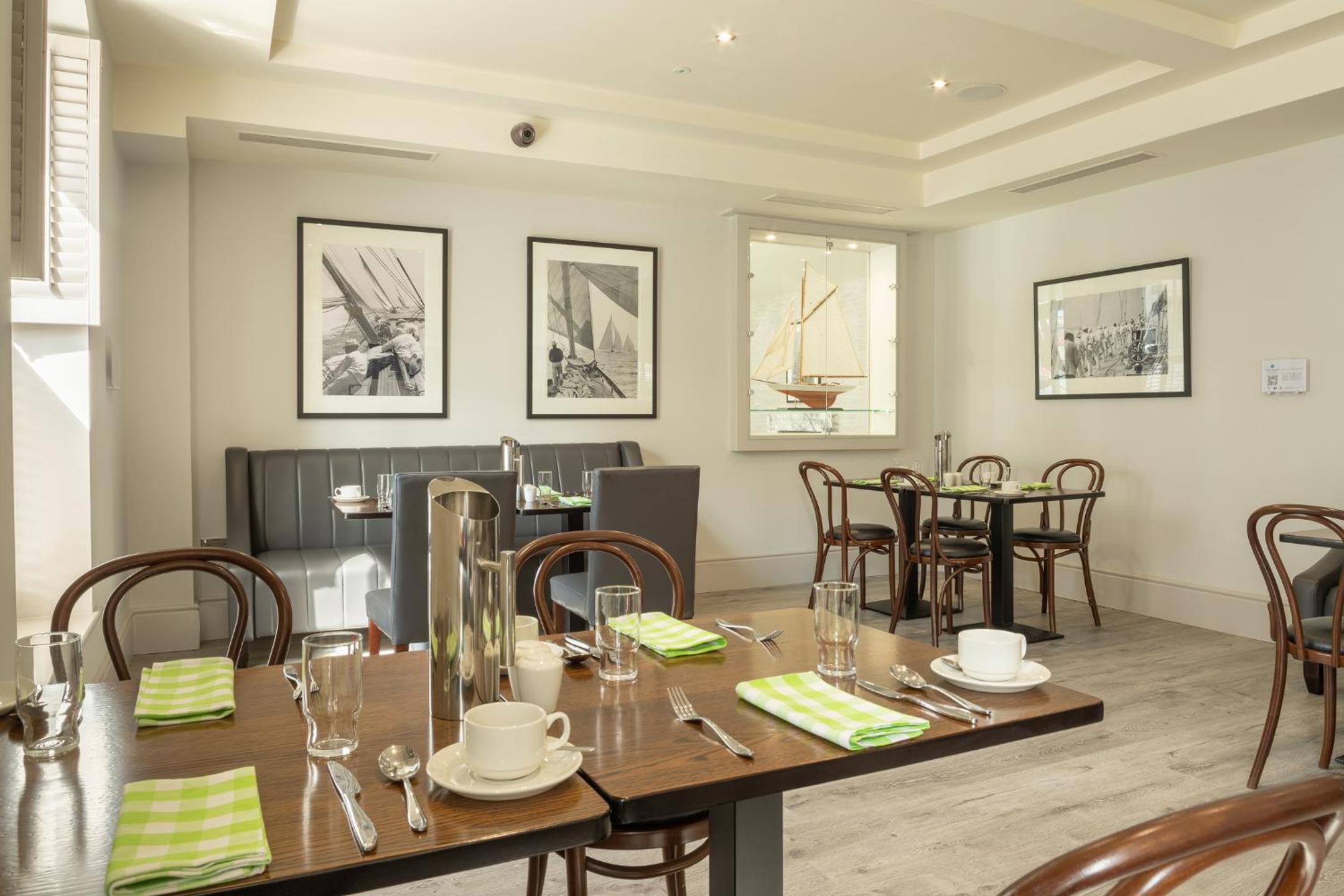 The Mariner Hotel 21/34