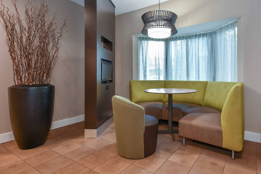 Courtyard by Marriott Charlotte Lake Norman 28/40