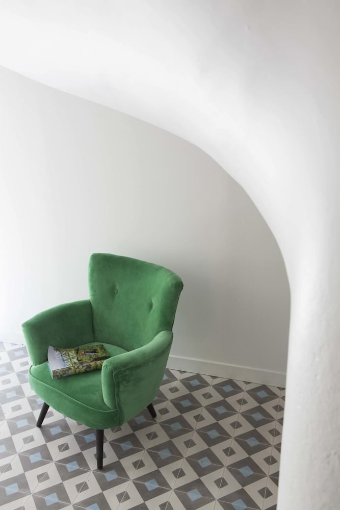 Hotel Beaulieu Lyon Charbonnieres 23/40