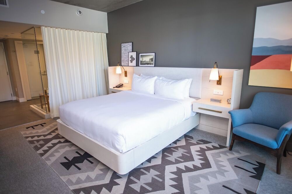 Mountain, Premium, King Bed