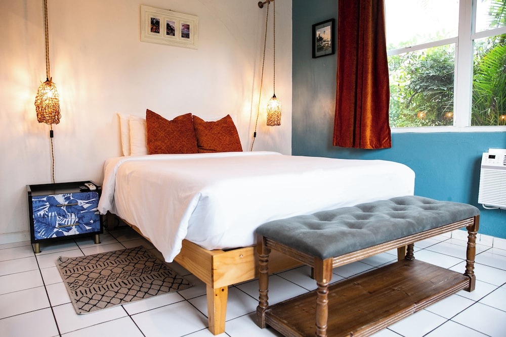 2 BEDROOMS, APARTMENT