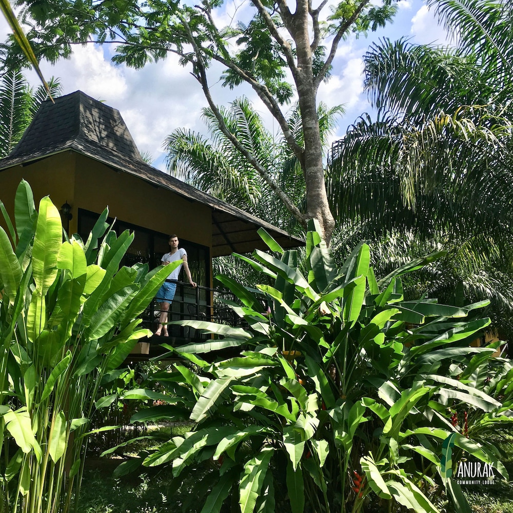 Anurak Community Lodge 42/52
