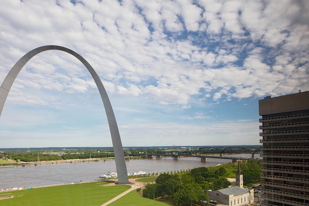 Hyatt Regency Saint Louis at The Arch 29/76