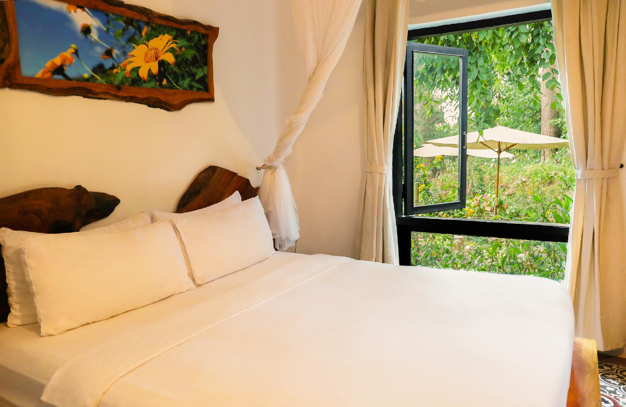 Stop And Go Boutique Hotel Since 1982 10/28