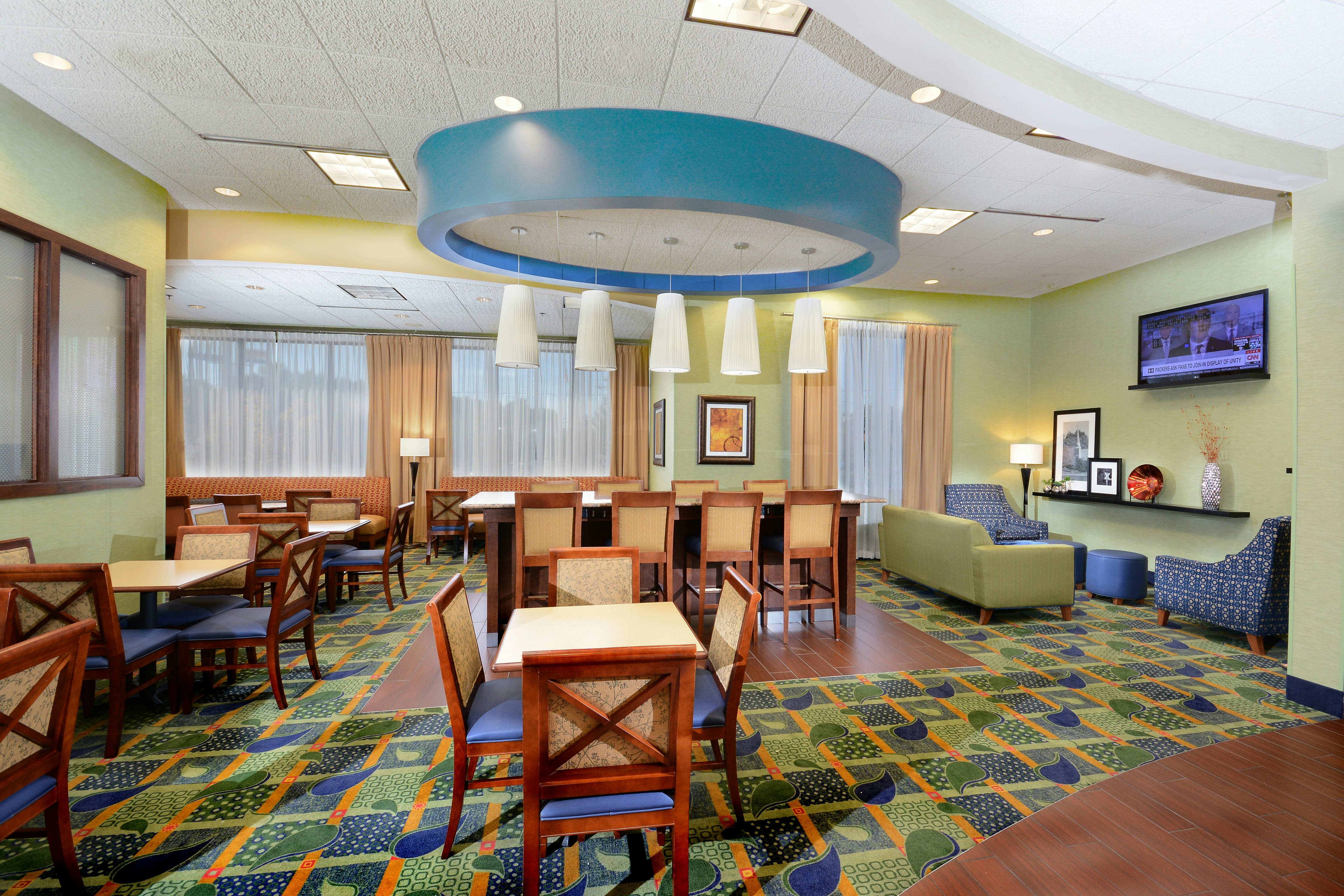 Hampton Inn High Point 38/52