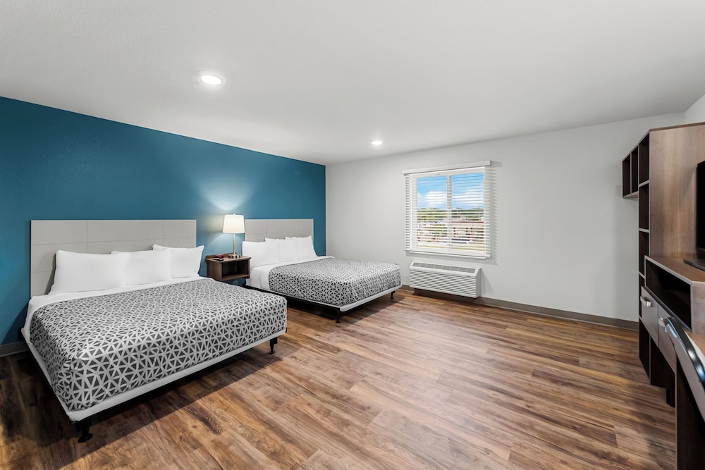 SUITE, 2 QUEEN BEDS, ACCESSIBLE