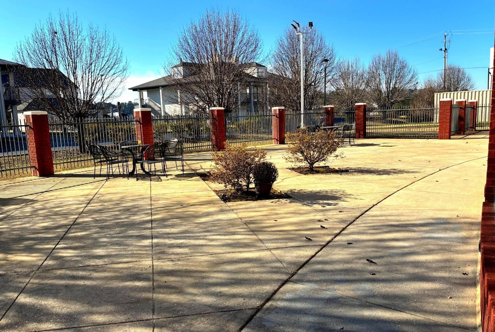 La Quinta Inn & Suites by Wyndham Bessemer 43/49