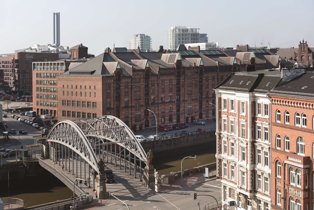 Adina Apartment Hotel Hamburg Speicherstadt in HAMBURG