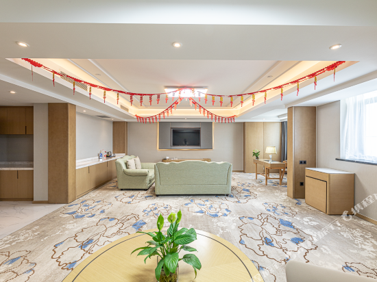 Metropolo Jinjiang Hotels (Fengxian Jinjiang Building) 23/24