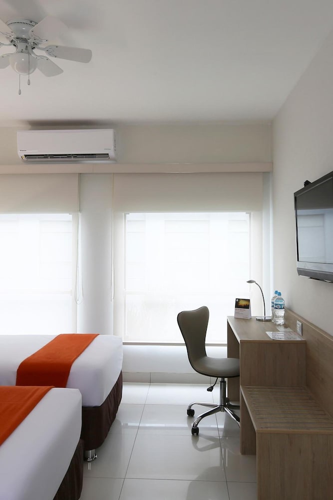 CASA ANDINA STANDARD PIURA 21/62