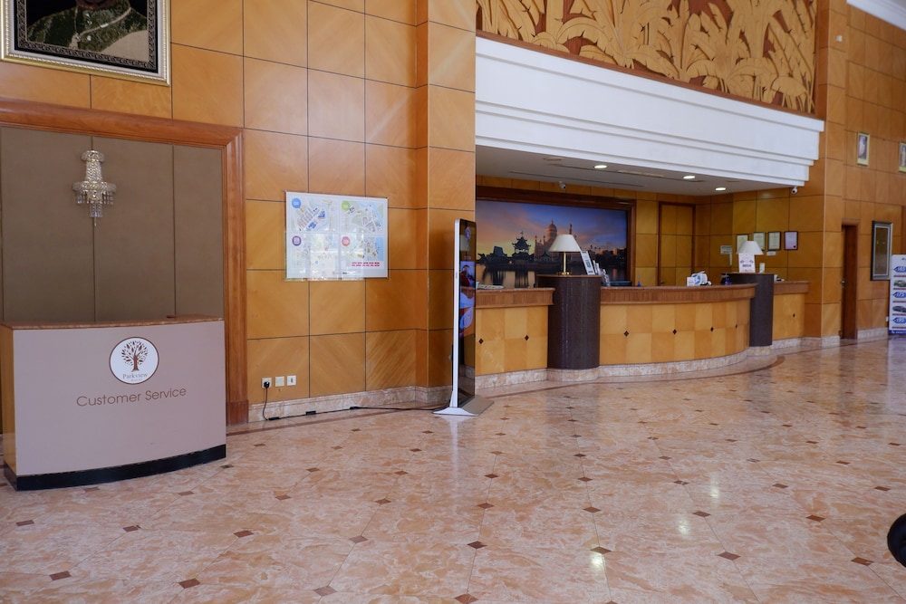 Parkview Hotel 5/50