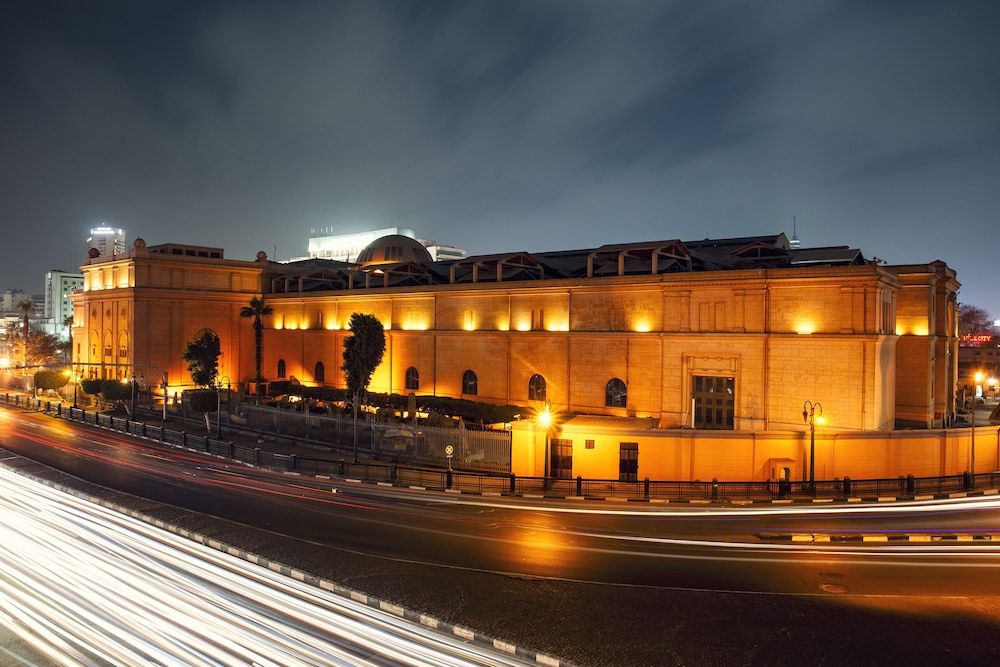 Tahrir Plaza Suites in CAIRO