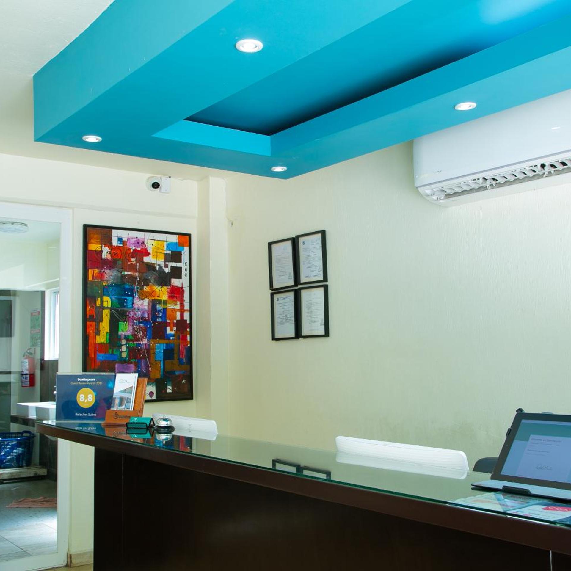 Relax Inn Suites 7/50