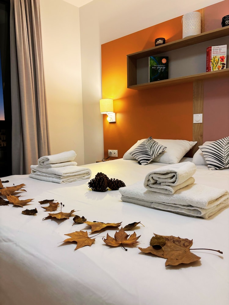 Apparthotel Privilodges Toulon Centre Gare 17/47