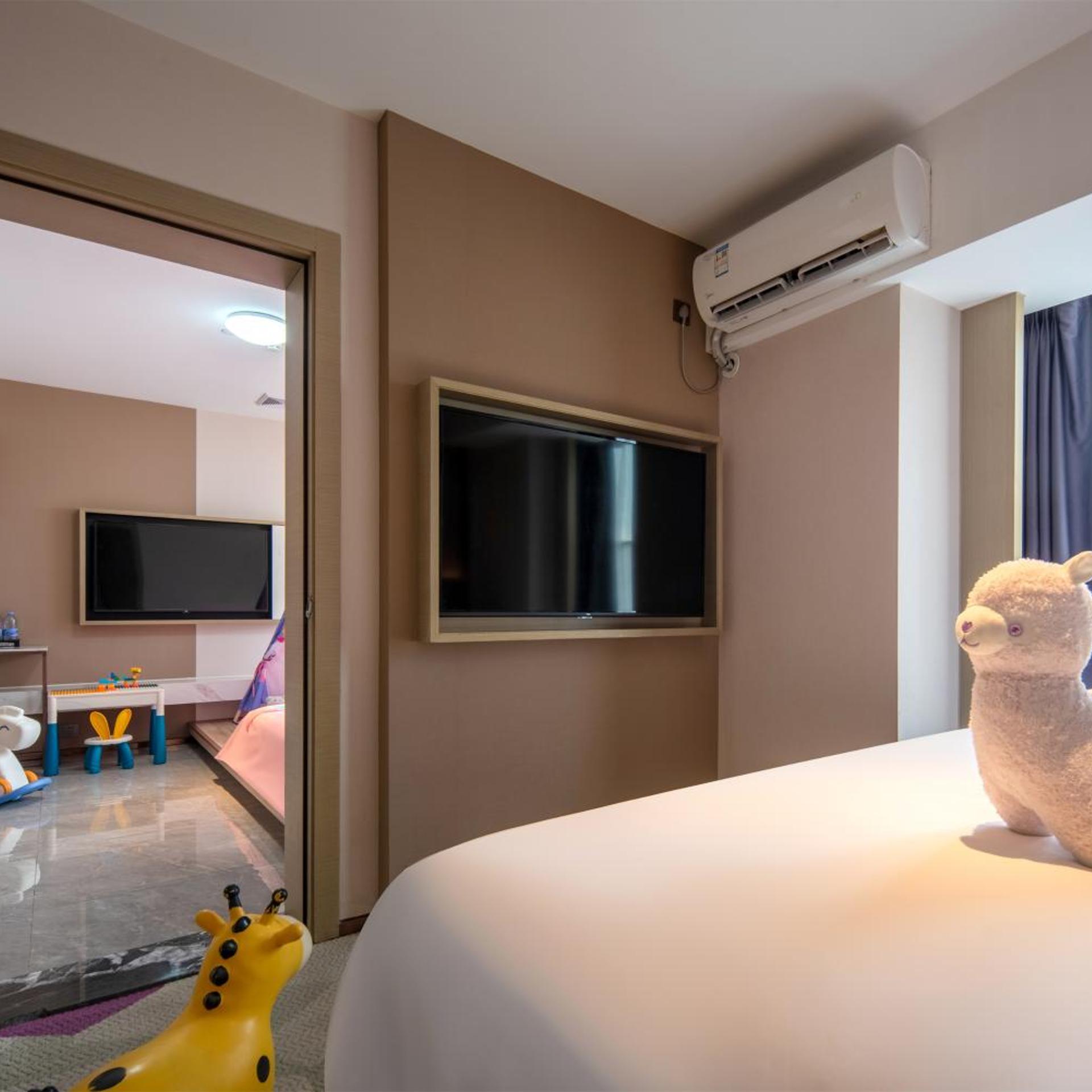 Lavande Hotel (Guangzhou Panyu Hanxi Changlong Dashi Subway Station Store) 9/28