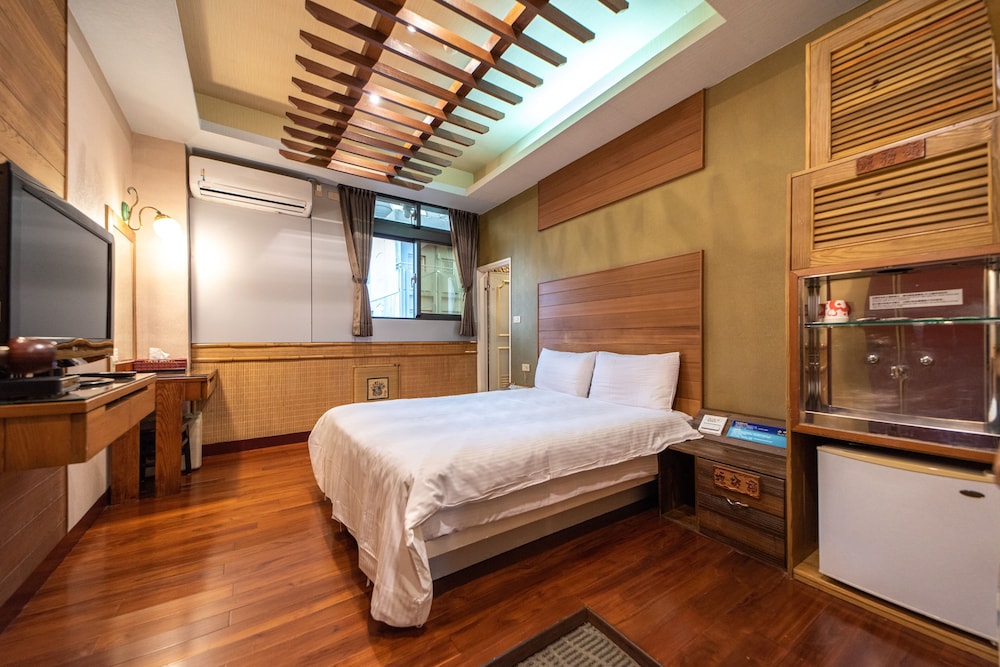 ShanKou Hotspring Hotel 17/53