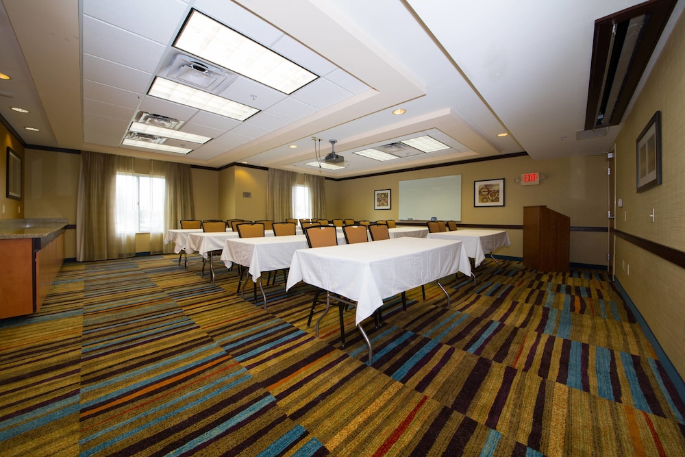Fairfield Inn Suites Cordele 10/28