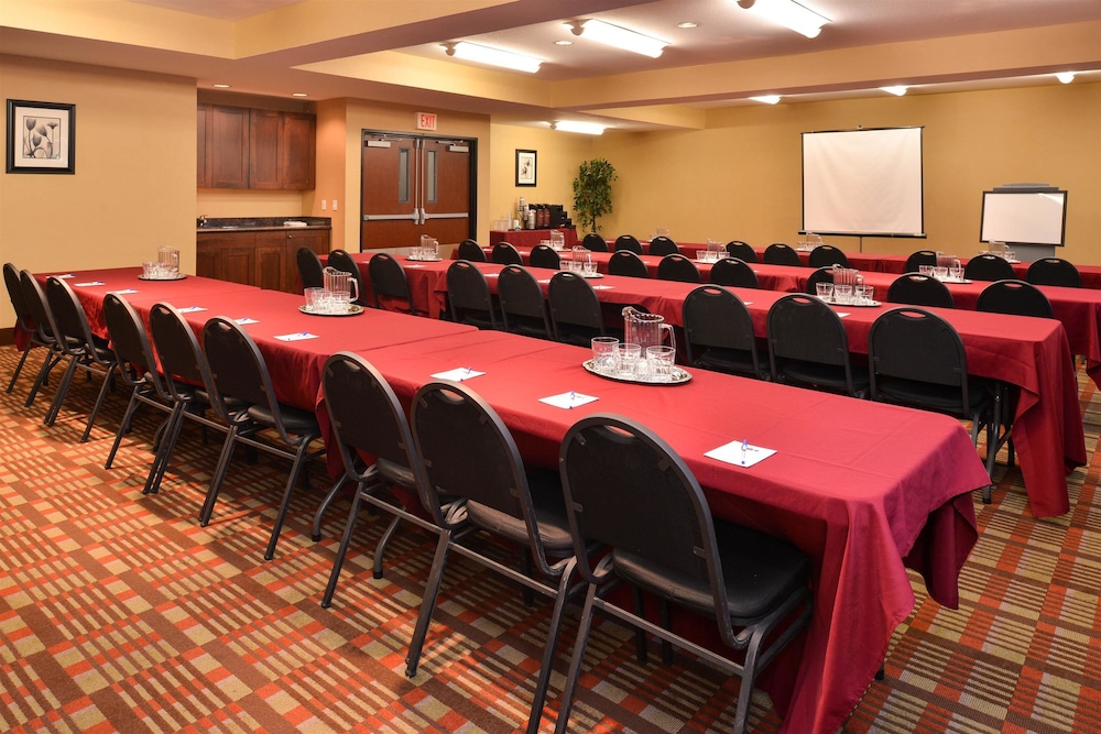 Best Western Wilsonville Inn & Suites 26/28