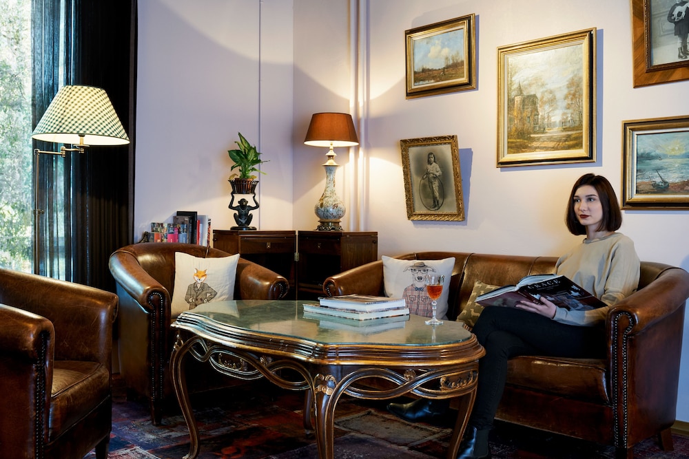 Townhouse Boutique Hotel 36/39