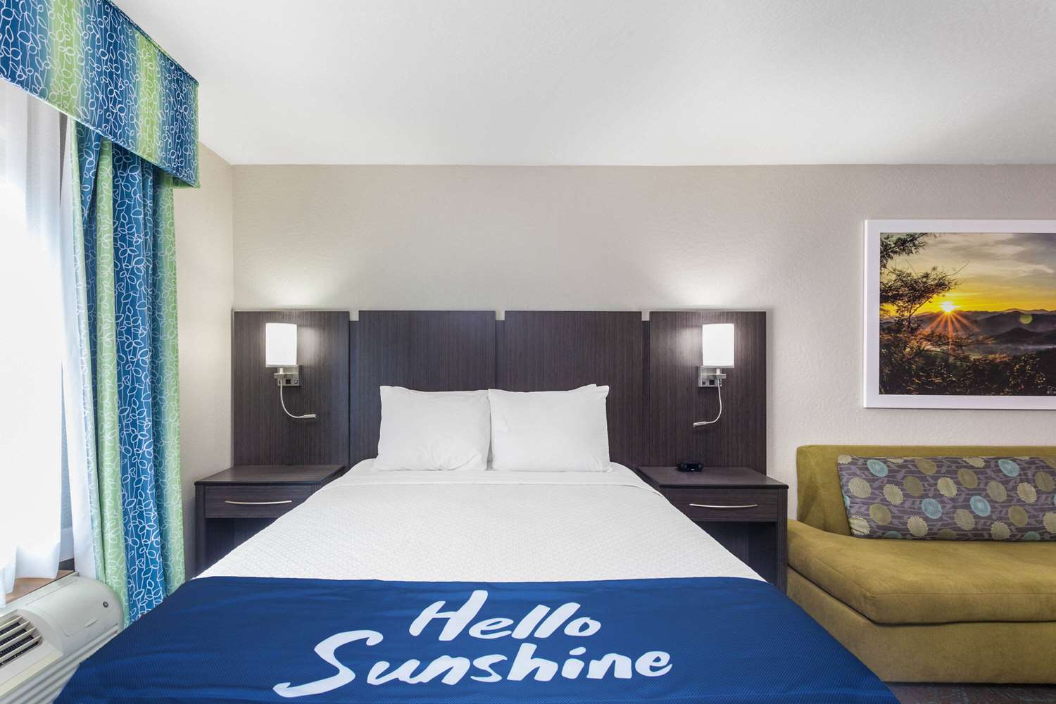 Days Inn & Suites by Wyndham East Flagstaff 9/36
