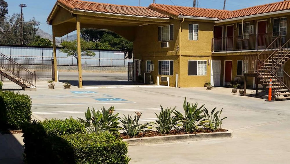 Economy Inn Motel Sylmar 1/34