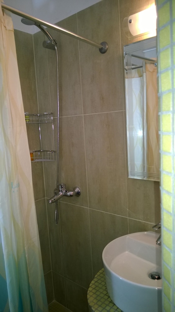 Anemomilos Villa 14/15