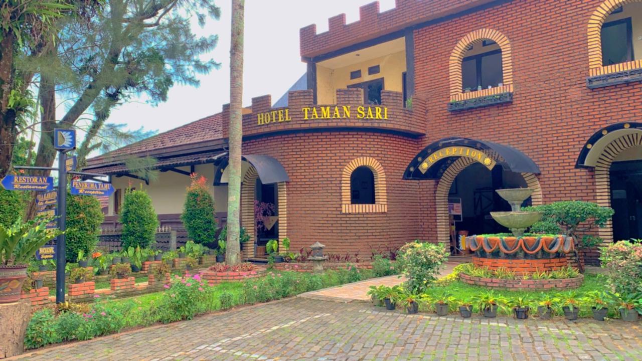 Hotel Taman Sari 10/50