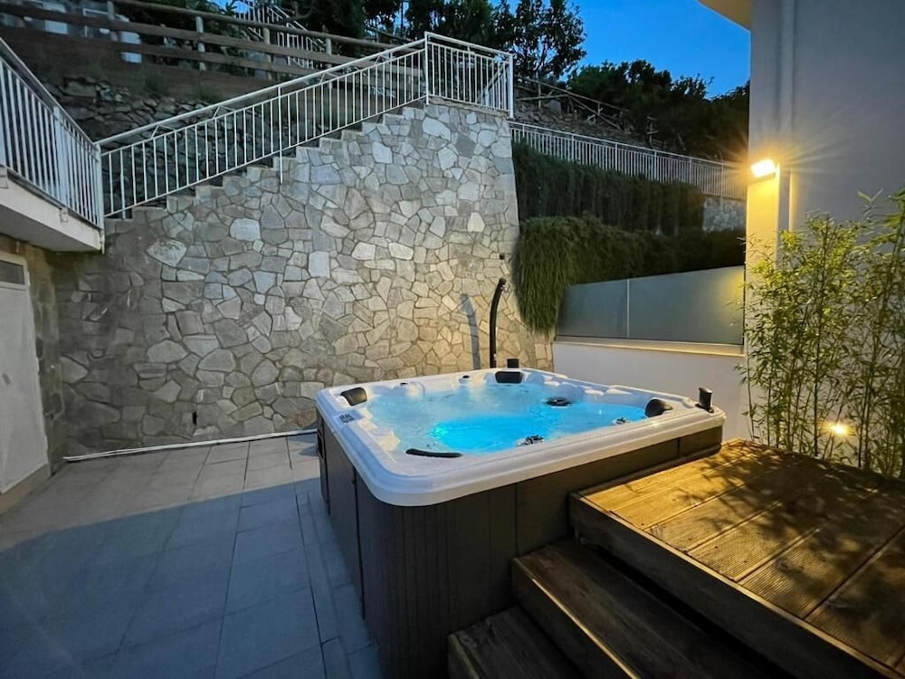 Relais Manfredi 56/74