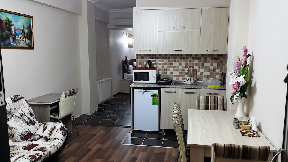 BEYAZITHAN SUITES 34/50