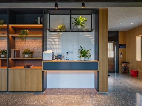 True Go Smart Selection Hotel (Beijing South Railway Station) 6/23