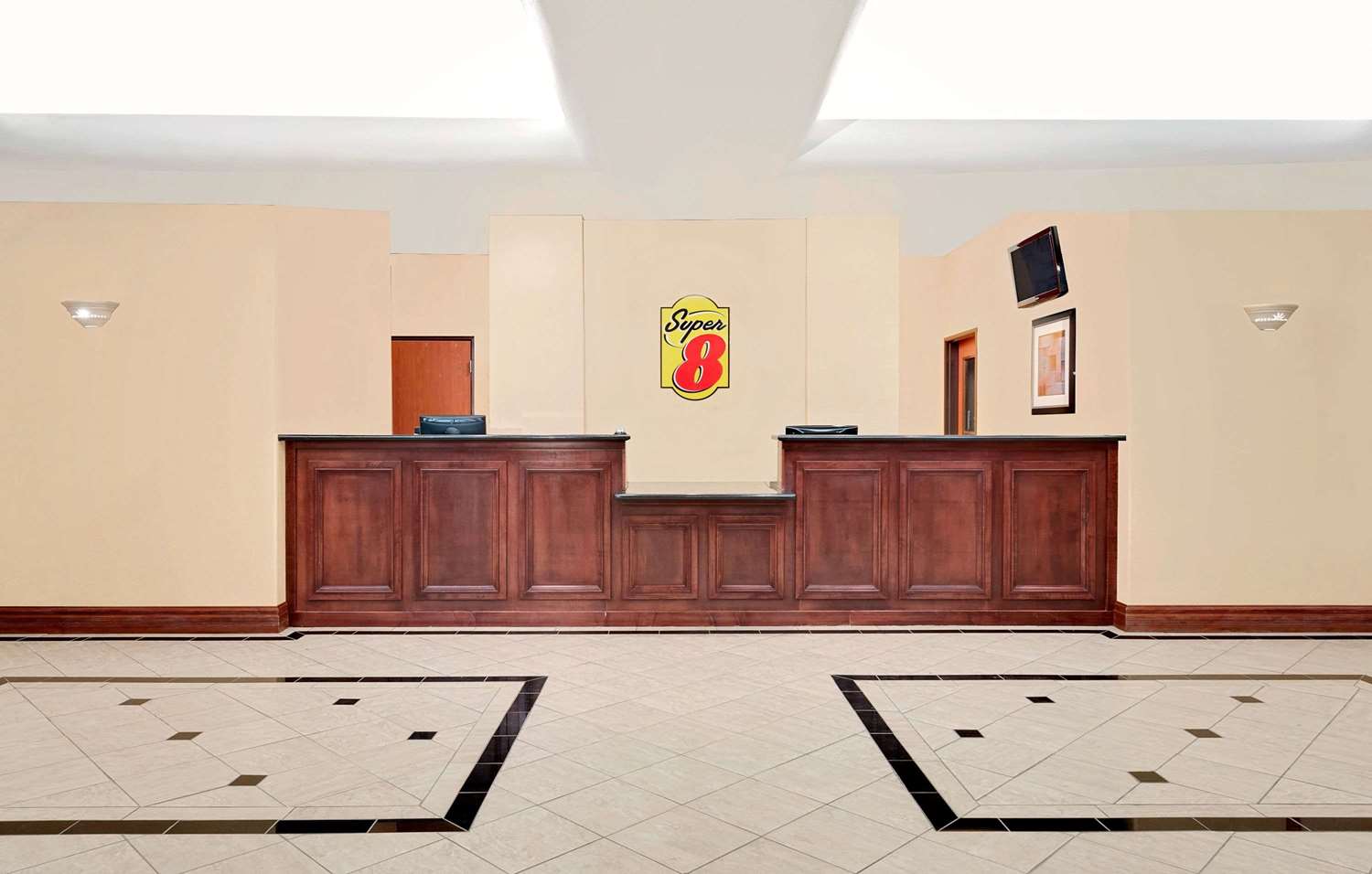 Sonesta Essential Hotels Odessa 2/9