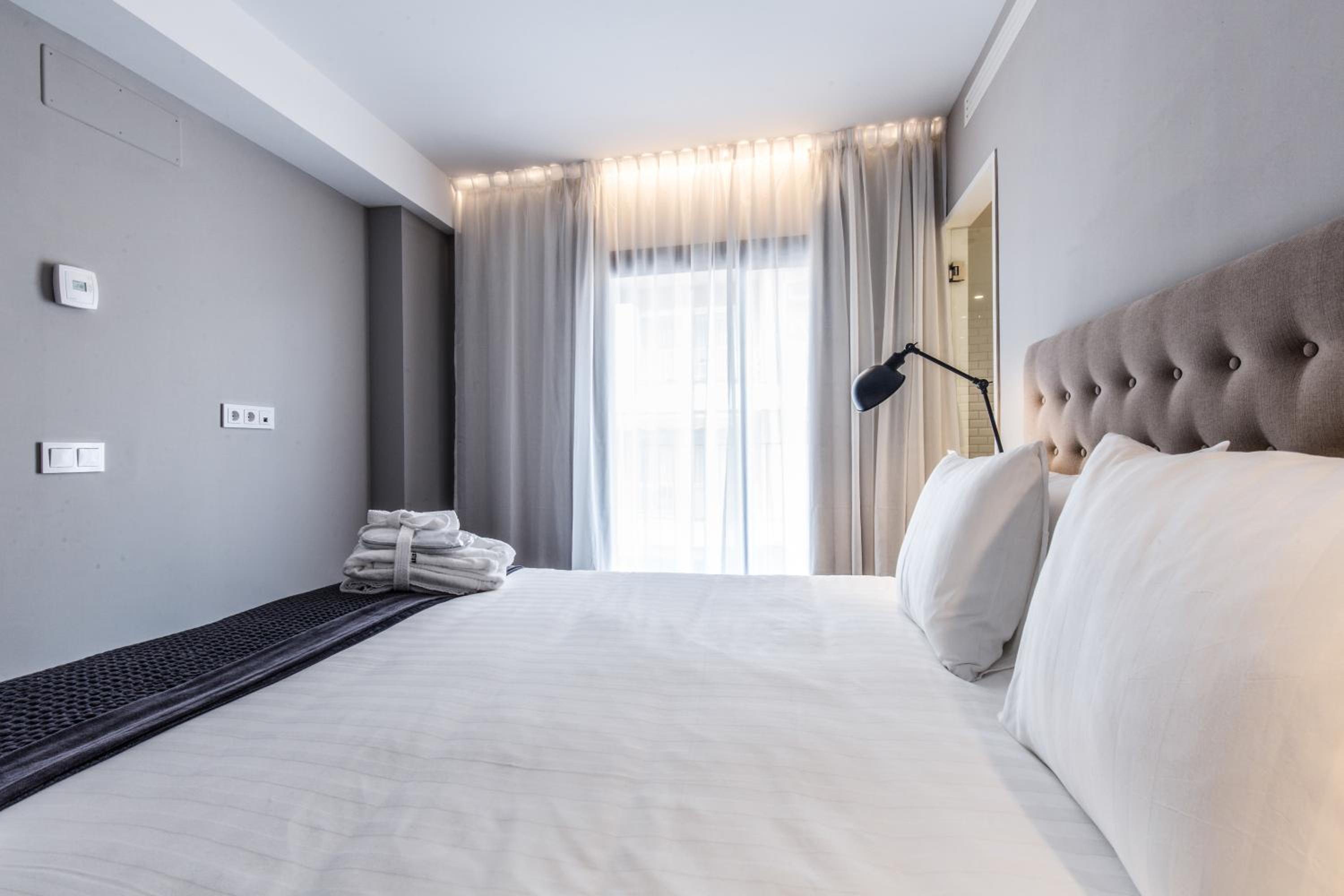 2 Bedrooms, Superior, Apartment