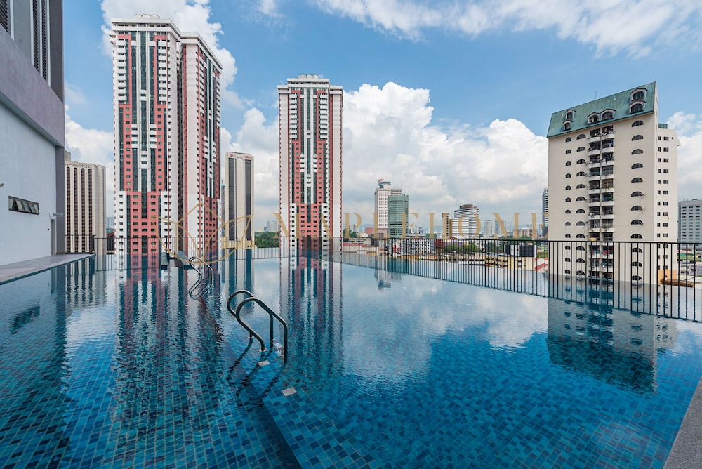Chambers Premier Suites Kuala Lumpur 36/40