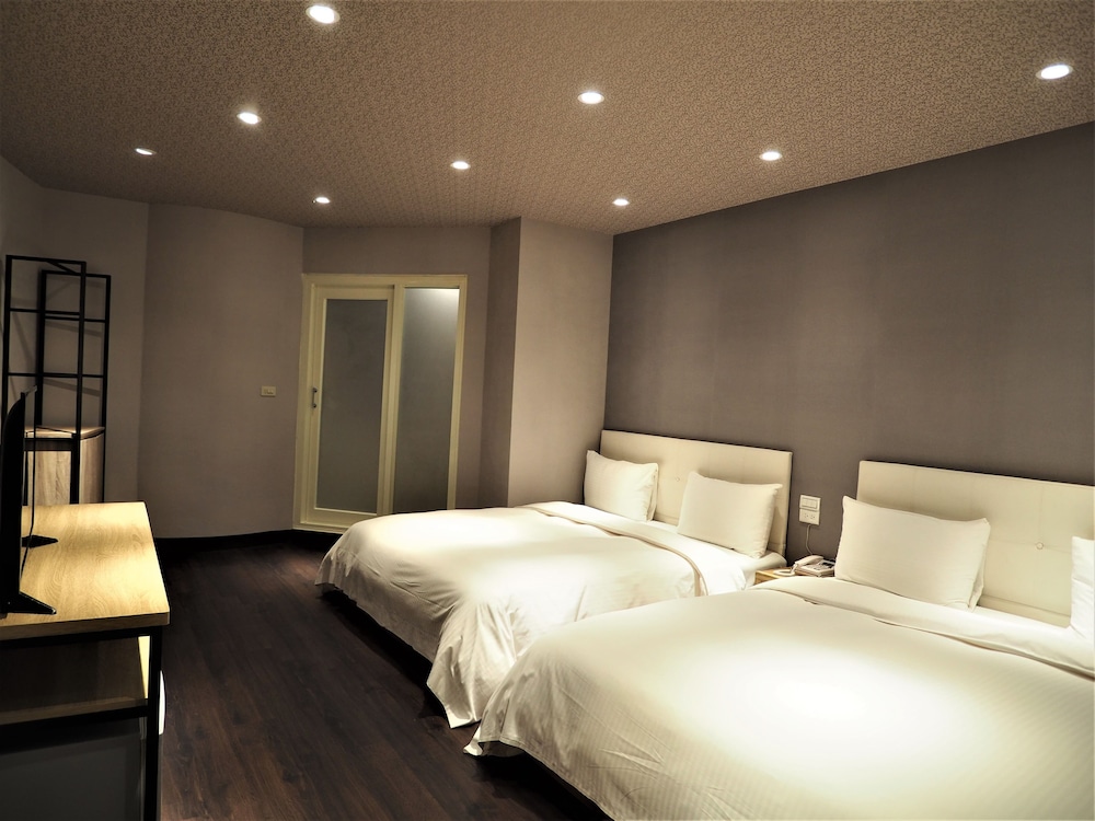 Day-Chen Hotel 16/47