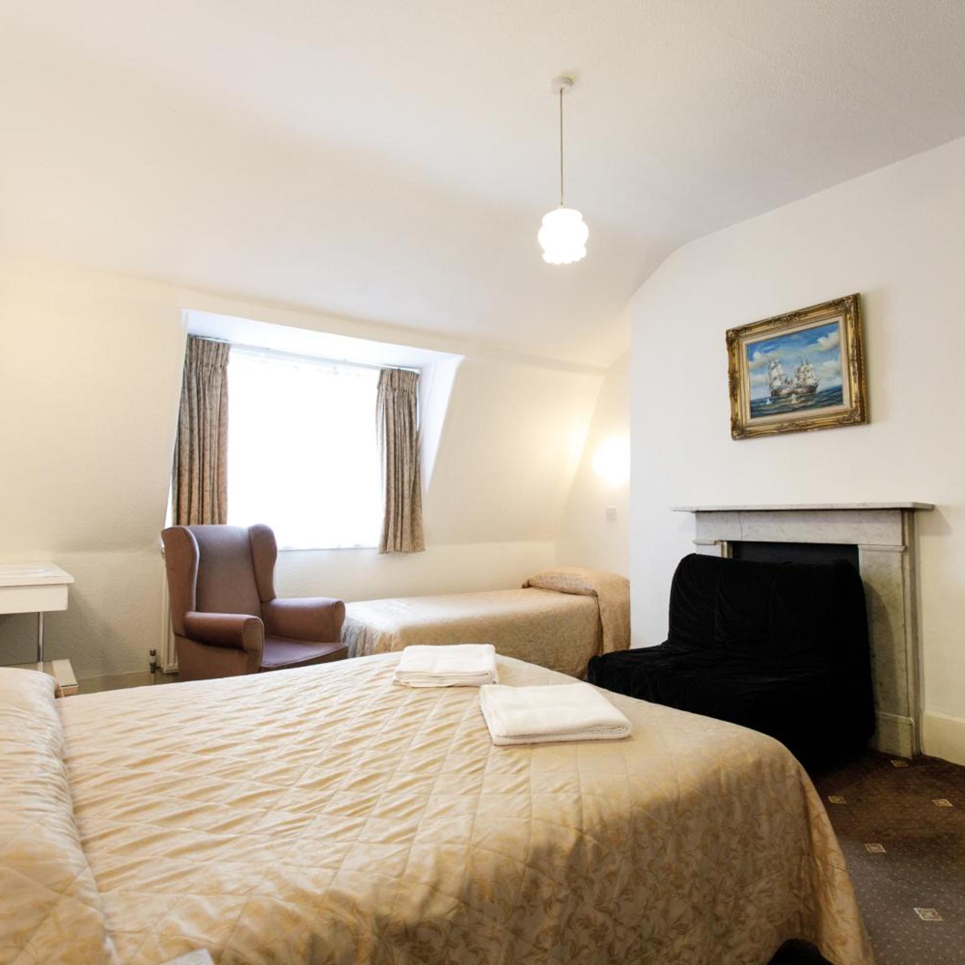 Room, Quadruple, Shared Bathroom