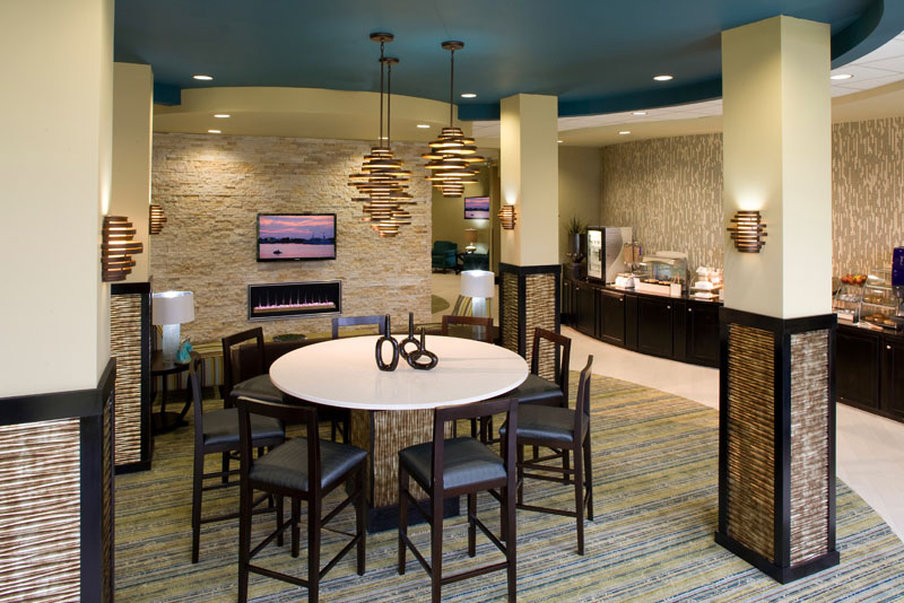 Holiday Inn Express Hotel Suites Waycross 43/56