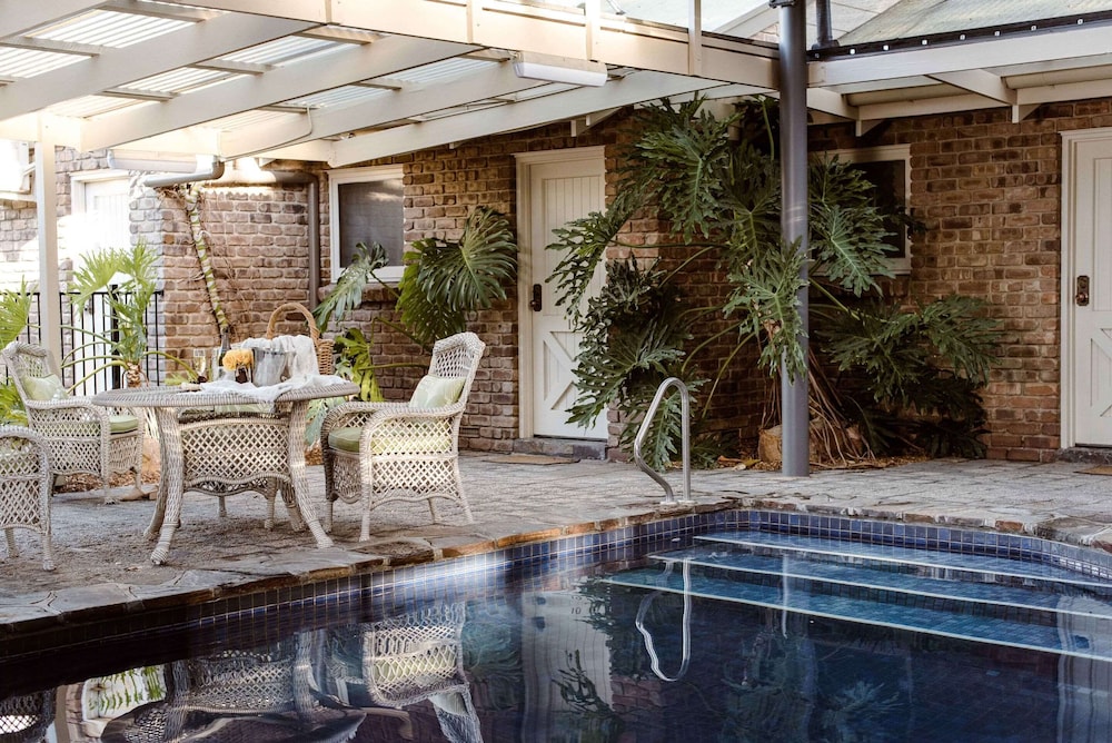 The Lodge by Haus 6/44