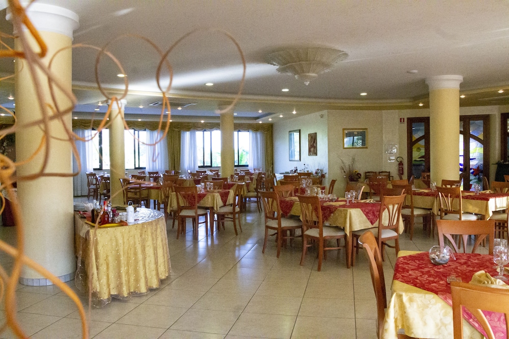 Hotel L’Ancora 50/68