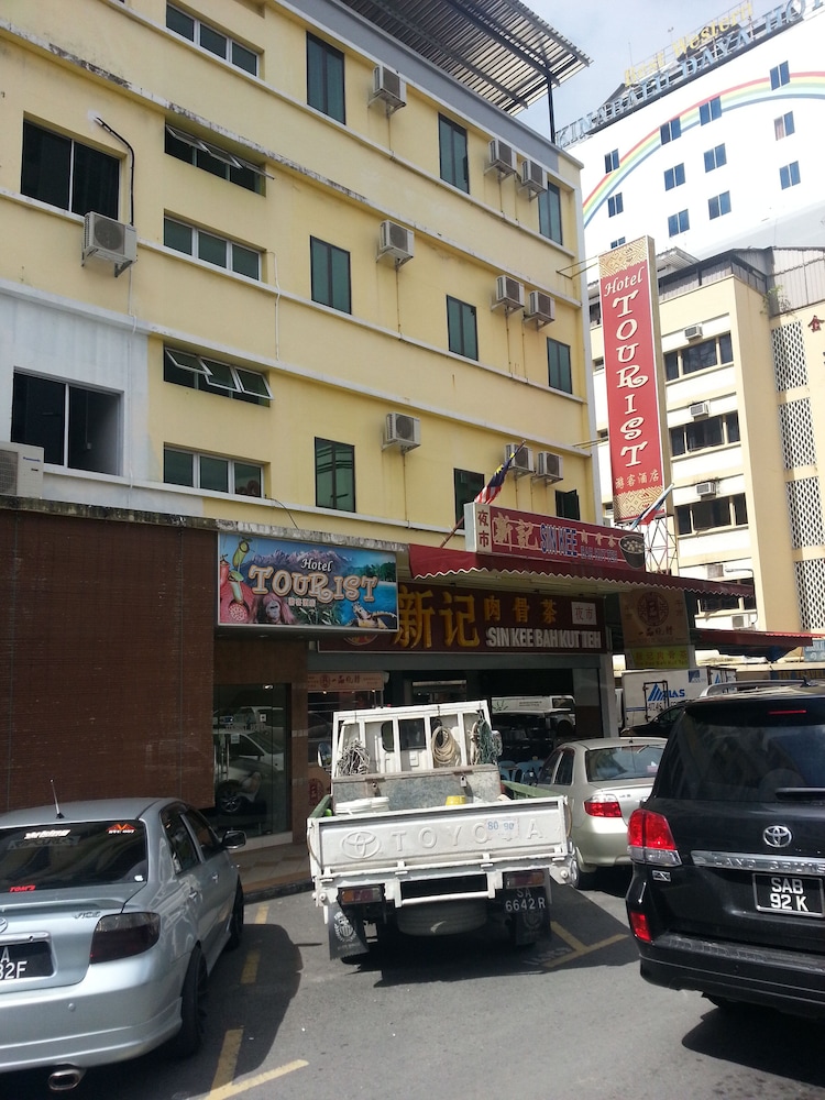 Hotel Tourist 3/56