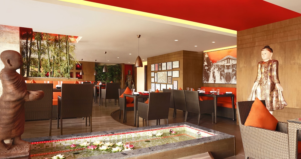 Lobby at Lemon Tree Premier Ulsoor Lake, BANGALORE