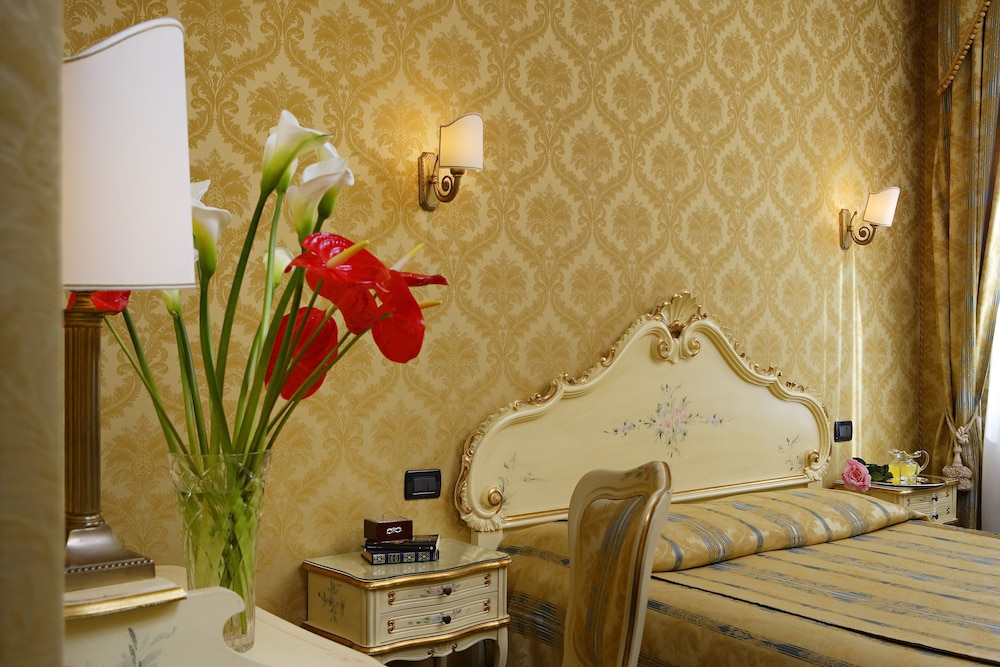 Hotel Gorizia A La Valigia 26/43