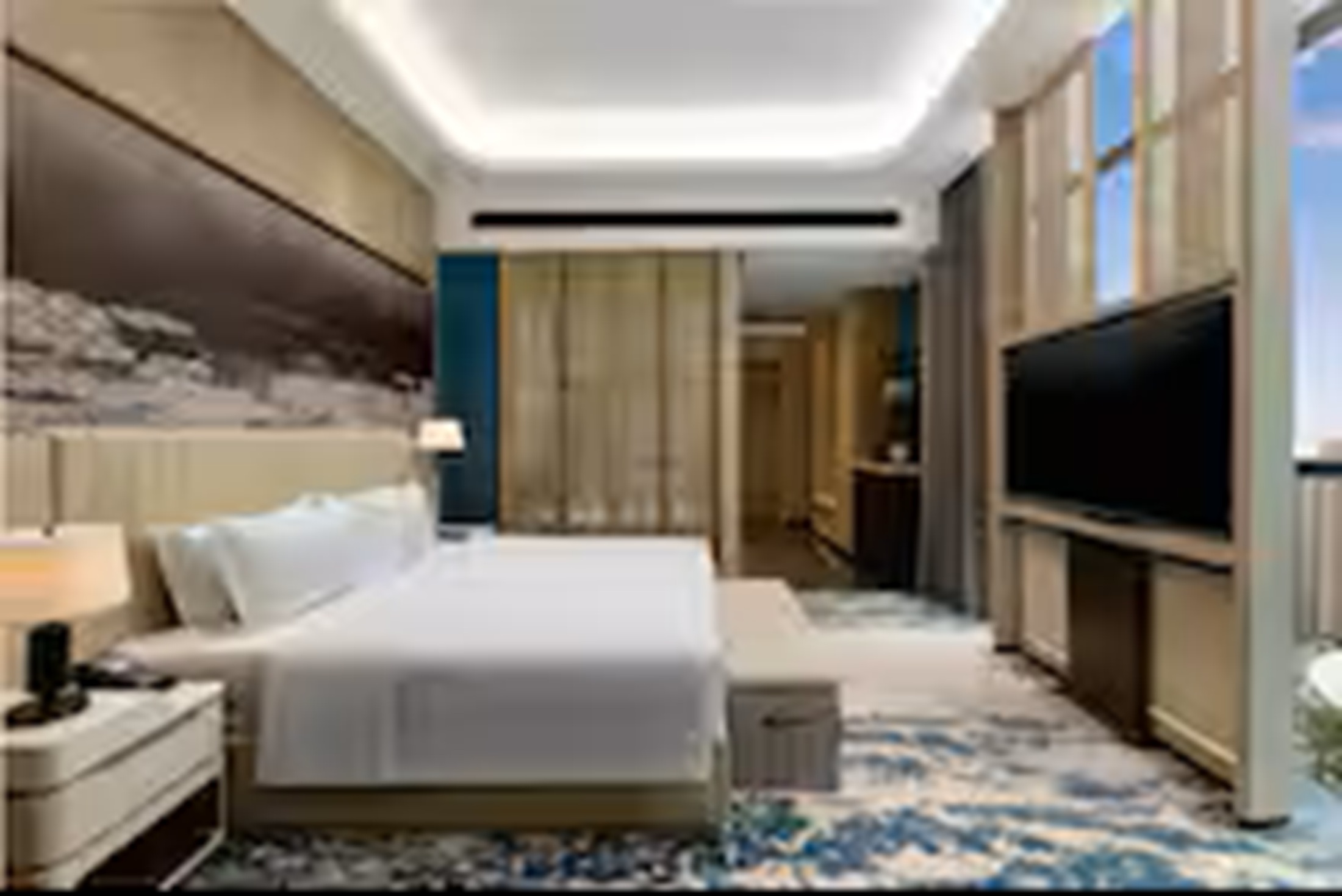 Wyndham Leshan Downtown 30/36